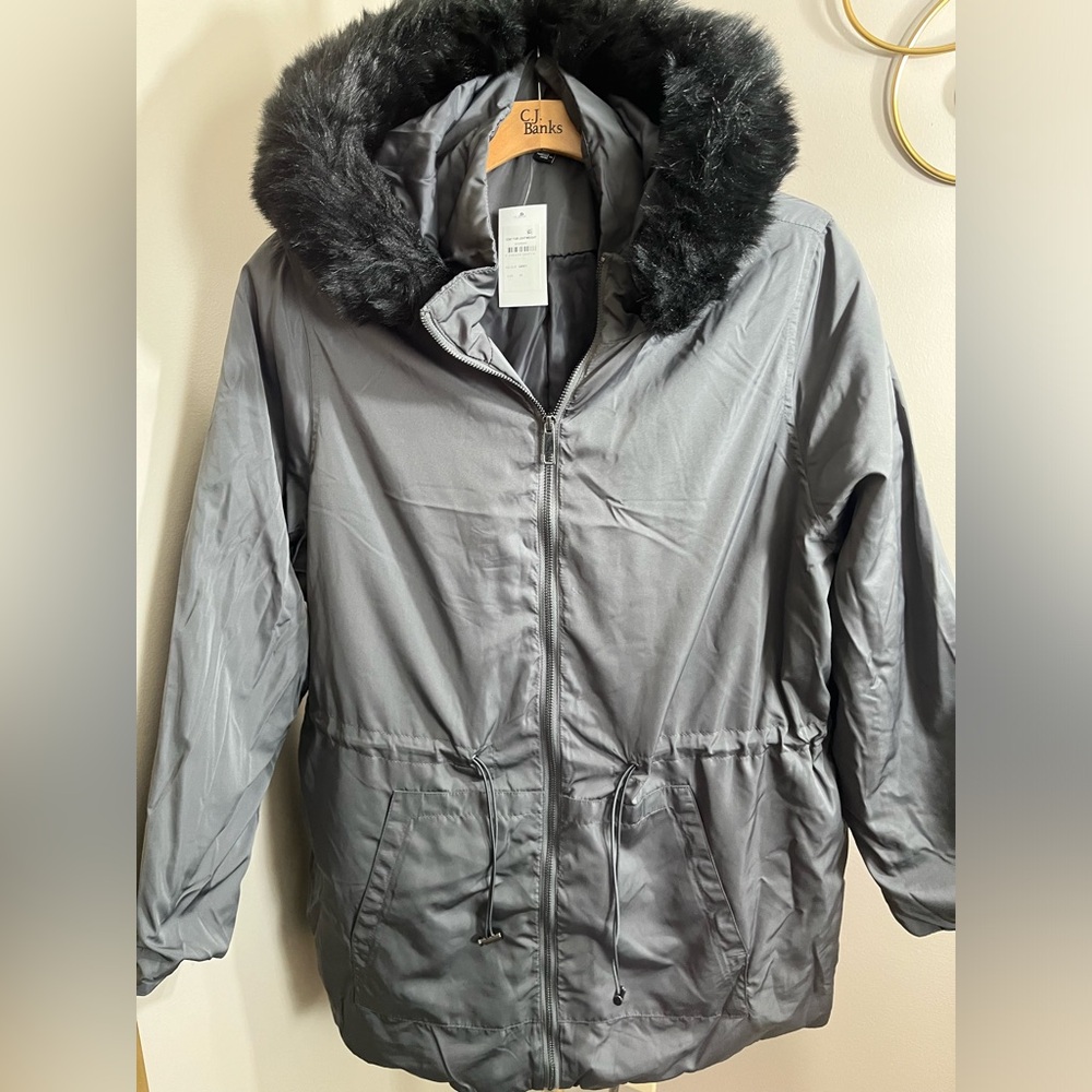 Women grey coat size 22w lightweight black faux fur collar new with tags